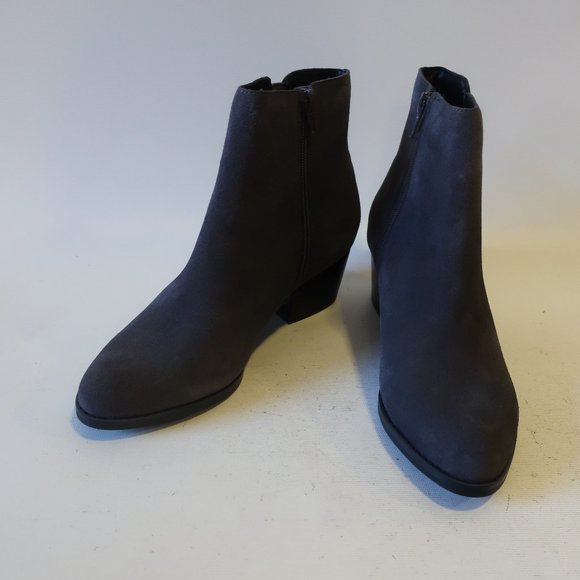 NWOB VANELI BEATY GREY SUEDE ZIP-UP BOOTIE 7.5 * - Picture 3 of 10